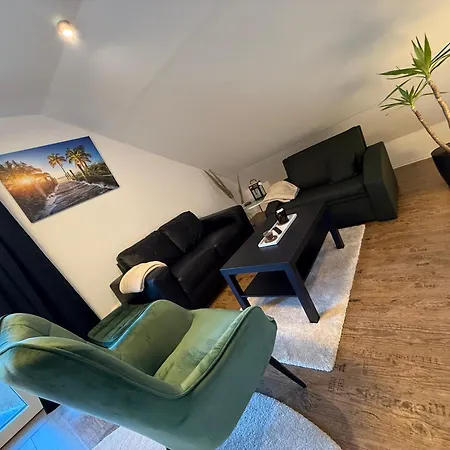 Appartamento R&s-homes-reihenendhaus Modern & Zentral *
