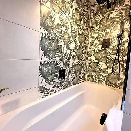 R&s-homes-reihenendhaus Modern & Zentral Appartamento